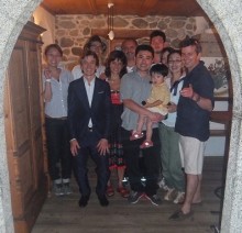 Ristorante Schoneckでの一枚。長兄カール夫妻、次兄シギー、ハンシと一緒に撮りました。